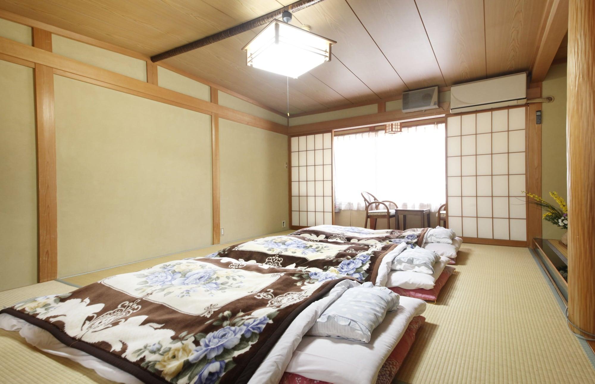 Отель Yudanaka Seifuso Яманути Экстерьер фото