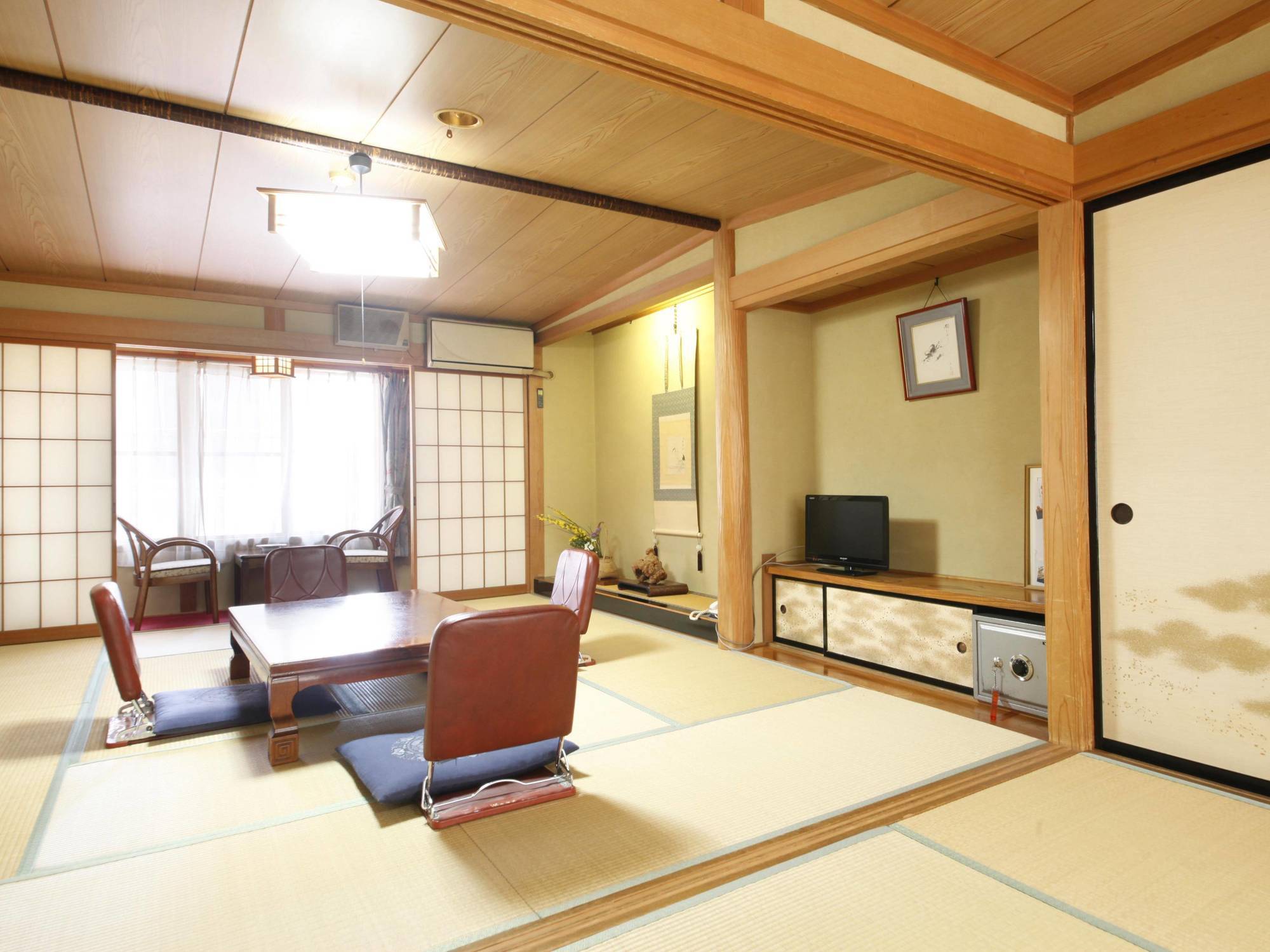 Отель Yudanaka Seifuso Яманути Экстерьер фото